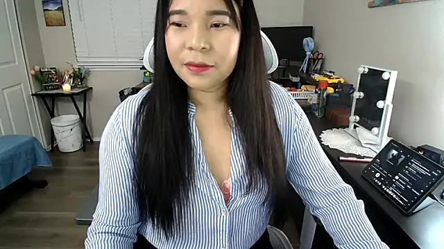 SHEILYN  online show from 7, 4, 2026