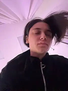 Snapshot of VioletAsh chatting on 18, 1, 2026 VioletAsh online show from 18, 1, 2026