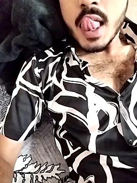 Snapshot of Hotyy_subhu chatting on 5, 10, 2025 Hotyy subhu online show from 5, 10, 2025