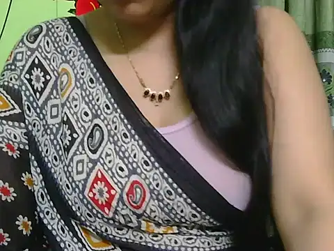Snapshot of fairy_queen07 chatting on 18, 4, 2026 fairy queen07 online show from 18, 4, 2026