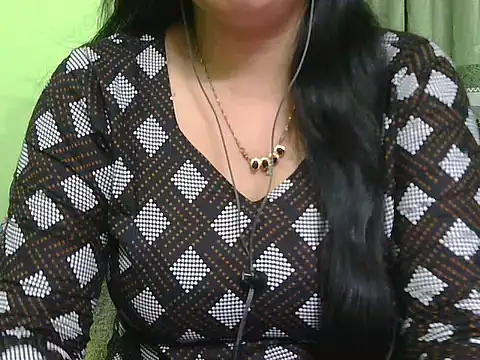 Snapshot of fairy_queen07 chatting on 15, 5, 2026 fairy queen07 online show from 15, 5, 2026