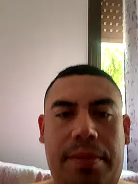 Snapshot of davidxxx099 chatting on 8, 9, 2025 davidxxx099 online show from 8, 9, 2025