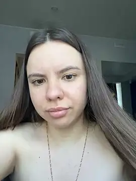 Chloe loo online show from 12, 7, 2026