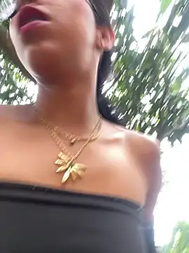 Snapshot of Emma__cumlovee chatting on 1, 3, 2026 Emma cumlovee online show from 1, 3, 2026