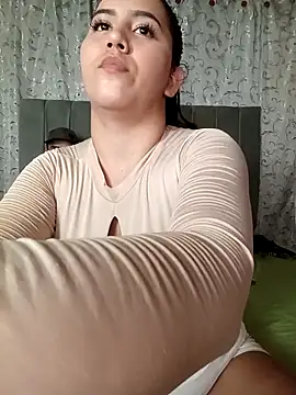 HOTEXTREMCOUPLE online show from 27, 11, 2025