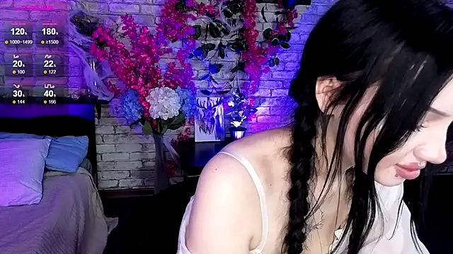 Snapshot of AkiraAsai chatting on 4, 11, 2025 AkiraAsai online show from 4, 11, 2025