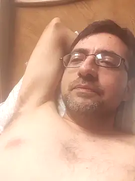 Snapshot of Gearsuit chatting on 14, 9, 2025 Gearsuit online show from 14, 9, 2025