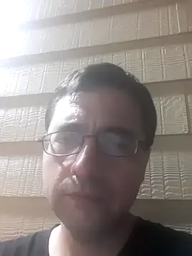 Snapshot of Gearsuit chatting on 17, 9, 2025 Gearsuit online show from 17, 9, 2025