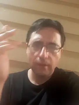 Snapshot of Gearsuit chatting on 27, 9, 2025 Gearsuit online show from 27, 9, 2025