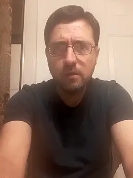 Snapshot of Gearsuit chatting on 7, 11, 2025 Gearsuit online show from 7, 11, 2025