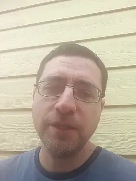 Snapshot of Gearsuit chatting on 16, 12, 2025 Gearsuit online show from 16, 12, 2025