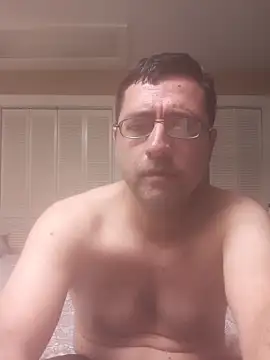 Snapshot of Gearsuit chatting on 11, 3, 2026 Gearsuit online show from 11, 3, 2026