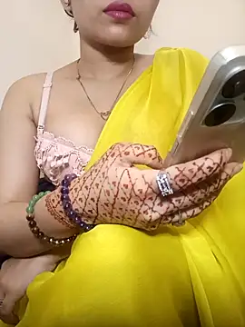 TheSassyGirl7 online show from 19, 4, 2026