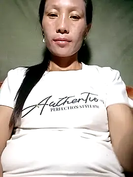 Lisa pusy online show from 6, 10, 2025