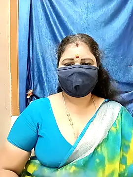 Snapshot of sushma26 chatting on 12, 9, 2025 sushma26 online show from 12, 9, 2025