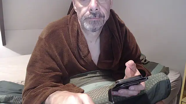 Snapshot of idiotpig66 chatting on 6, 3, 2025 idiotpig66 online show from 6, 3, 2025