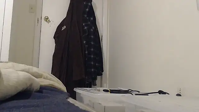 Snapshot of idiotpig66 chatting on 11, 2, 2026 idiotpig66 online show from 11, 2, 2026