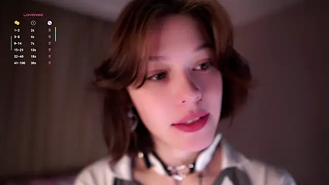 Snapshot of LurleneRamo chatting on 9, 10, 2025 LurleneRamo online show from 9, 10, 2025