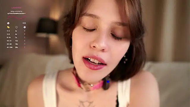 Snapshot of LurleneRamo chatting on 17, 10, 2025 LurleneRamo online show from 17, 10, 2025