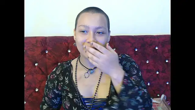 Cherry vald online show from 12, 11, 2025