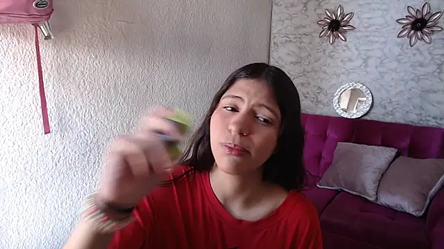 Snapshot of Evagirl69 chatting on 22, 5, 2026 Evagirl69 online show from 22, 5, 2026