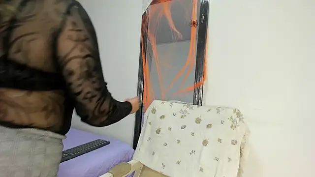 Vickysweeeettt online show from 20, 10, 2025