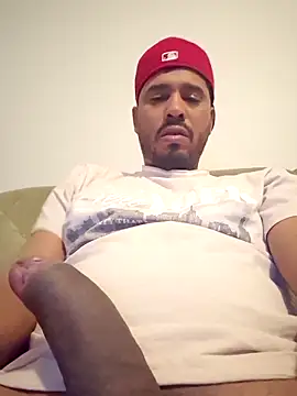 Danypeluche online show from 5, 12, 2025