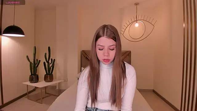 Snapshot of TiffannySins chatting on 25, 11, 2025 TiffannySins online show from 25, 11, 2025