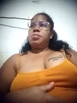 Big ass submissive online show from 6, 3, 2026