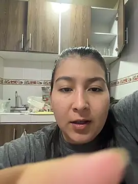 evelyn 1702 online show from 13, 7, 2026