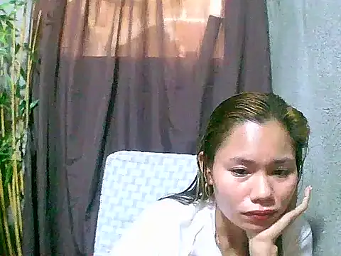 Sweeetgurll online show from 9, 2, 2026