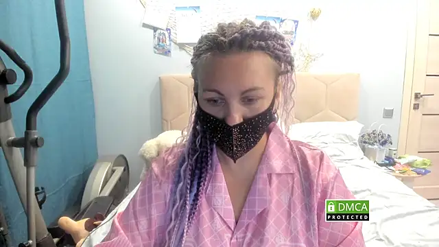 EmilyMali online show from 14, 10, 2025