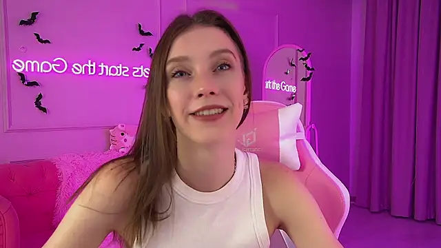 Snapshot of VeronicaVances chatting on 16, 10, 2025 VeronicaVances online show from 16, 10, 2025