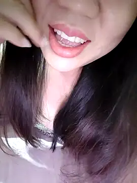 Julyy08 online show from 16, 12, 2025