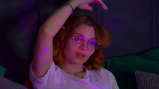 BellaMarebelle online show from 10, 10, 2025