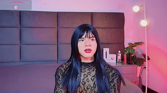 Slenna Moon online show from 9, 1, 2026