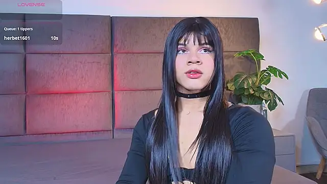 Slenna Moon online show from 24, 4, 2026