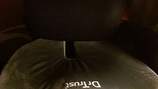 Snapshot of funndudd chatting on 1, 3, 2026 funndudd online show from 1, 3, 2026