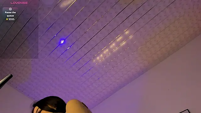 Zahra milks online show from 18, 9, 2025