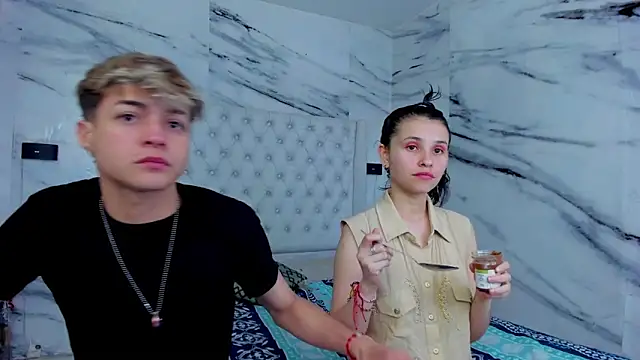 Ari and Storm online show from 9, 10, 2025