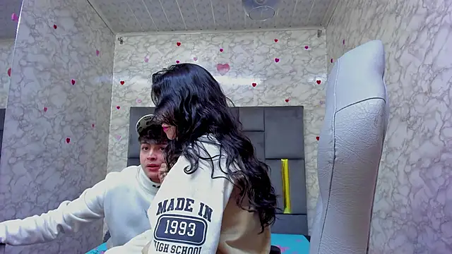 Ari and Storm online show from 27, 4, 2026