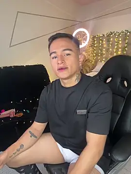 LiamDeep online show from 19, 12, 2025