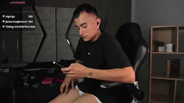 LiamDeep online show from 13, 2, 2026