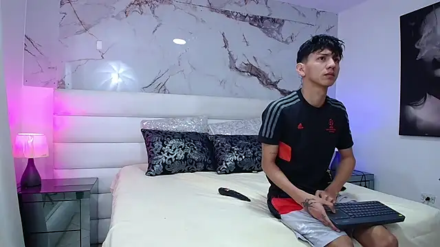 Marcus and Tony online show from 18, 4, 2026