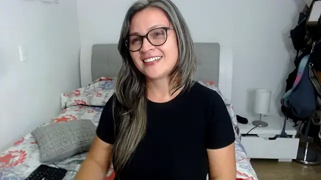 sophie lopez1 online show from 4, 2, 2026