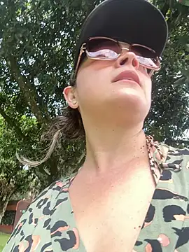 sophie lopez1 online show from 11, 2, 2026