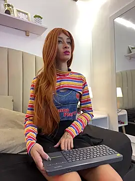 Snapshot of SunshineLizzy chatting on 31, 10, 2025 SunshineLizzy online show from 31, 10, 2025