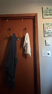 Snapshot of Lunablu13 chatting on 18, 12, 2025 Lunablu13 online show from 18, 12, 2025