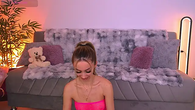 AmyKent  online show from 19, 5, 2026
