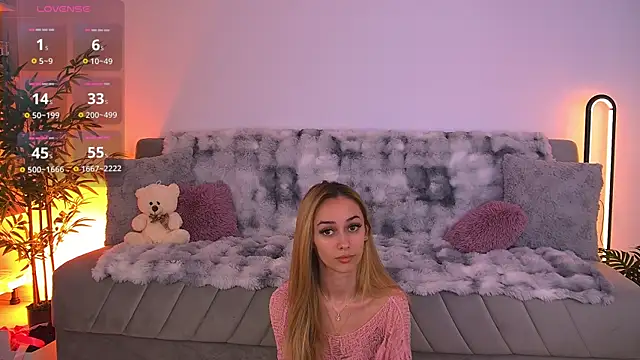 AmyKent  online show from 6, 6, 2026